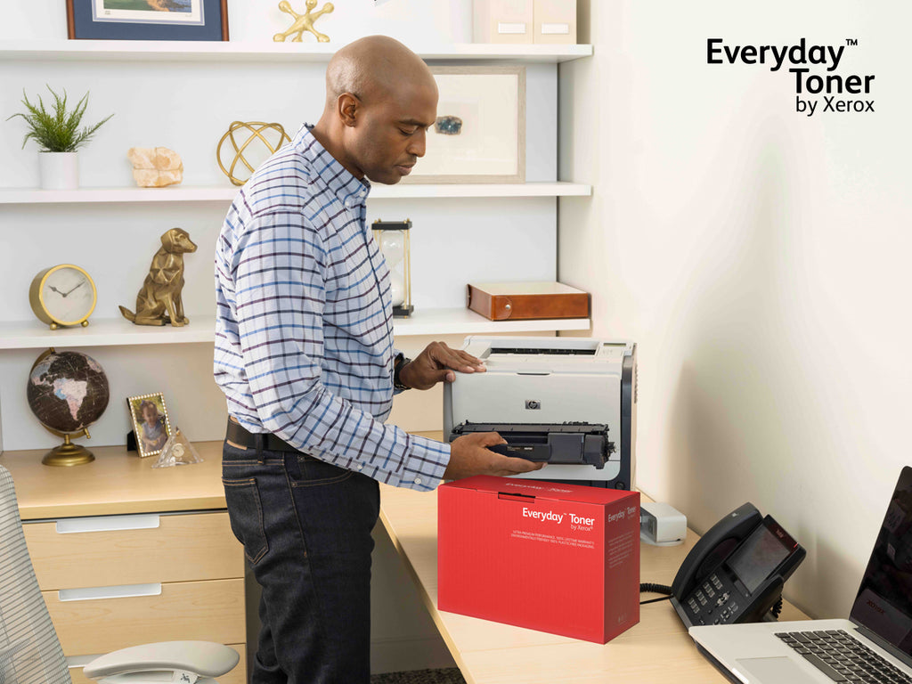 Toner Noir Everyday™ de Xerox compatible avec Brother TN2510XL, Grande capacité