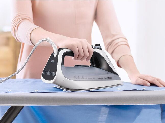Braun TexStyle 7 Pro SI7149WB Fer à repasser à sec ou à vapeur EloxalPlus soleplate 2900 W Noir, Blanc