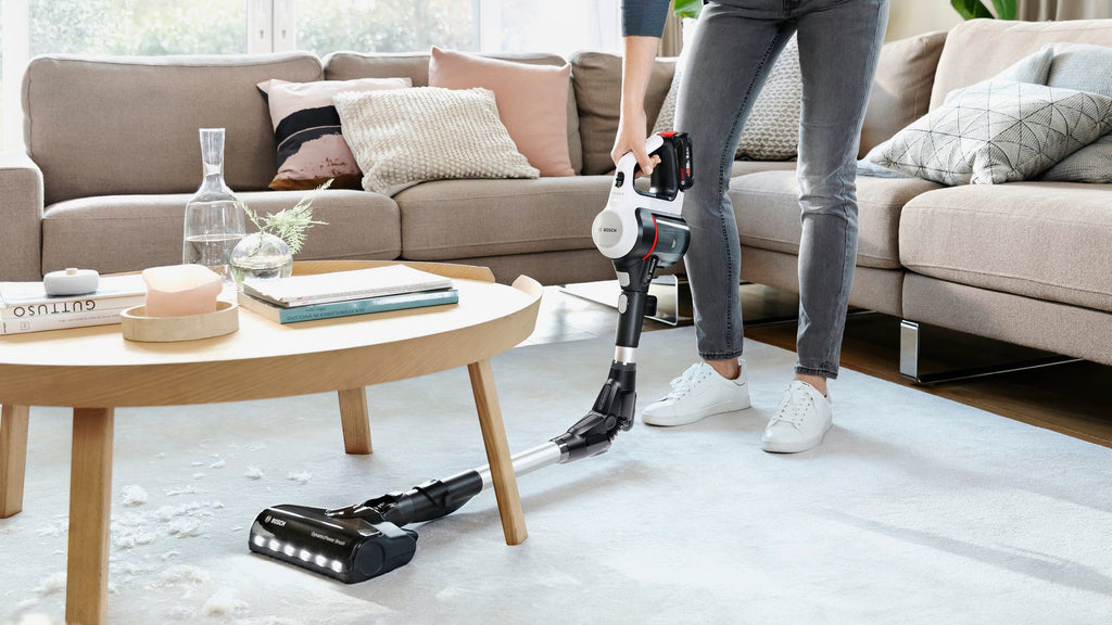 Bosch Bosch BSS711W aspirateur balai et balai électrique Batterie Sec Sans sac 0,3 L Noir, Argent, Blanc