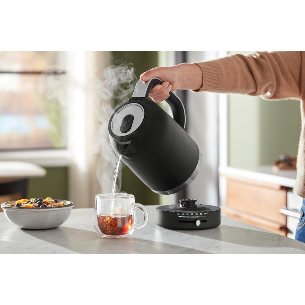 KitchenAid 859711684180 bouilloire 1,7 L 2400 W Noir, Acier inoxydable