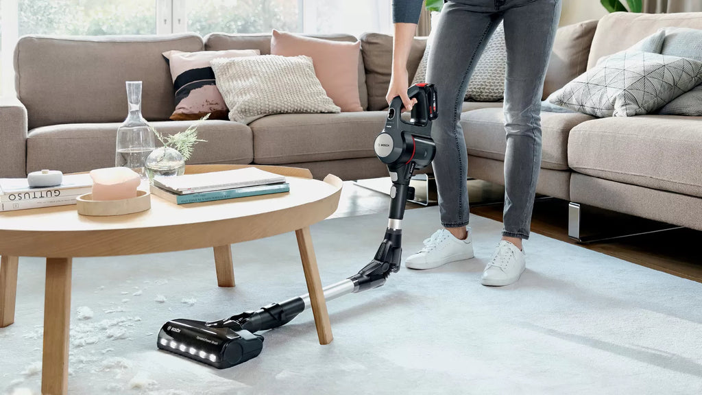 Bosch Bosch BBS712A aspirateur balai et balai électrique Aspirateur-balai 2 en 1 Batterie Sec Filtre hygiénique Sans sac 0,3 L Graphite