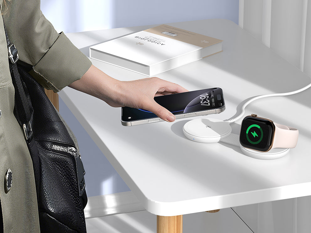 Conceptronic GORGON04W chargeur d'appareils mobiles Smartphone, Smartwatch Blanc Secteur Recharge sans fil Intérieure
