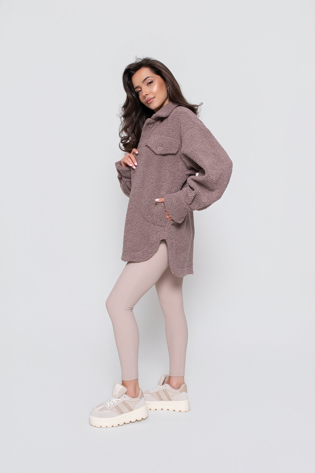 Chemise chaude pour femme en agneau, boutonnée