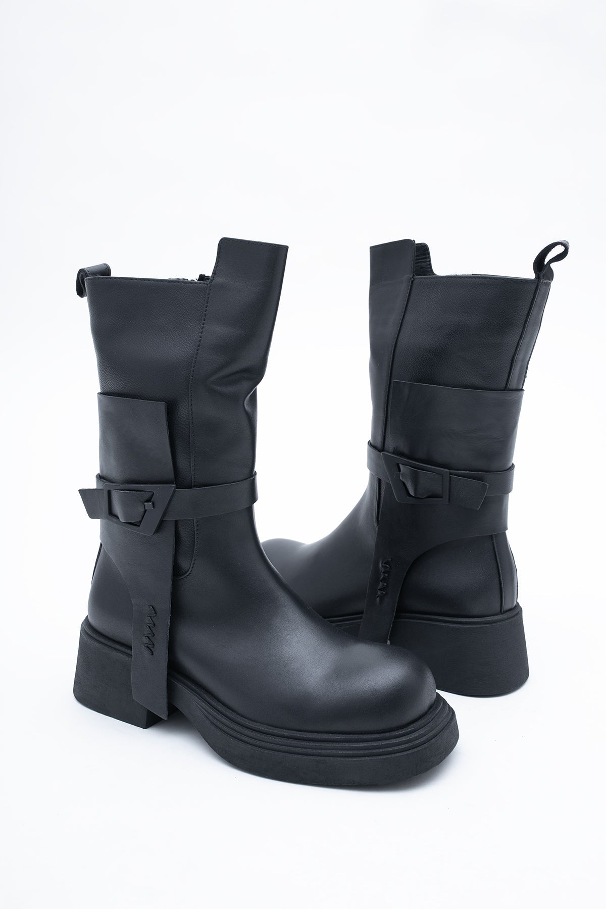 Bottes en cuir pleine fleur avec boucle