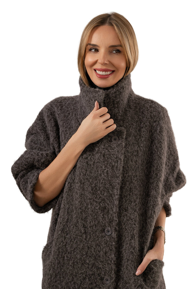 Un long manteau élégant pour femme - Bastet par Agnieszka Włodarczyk