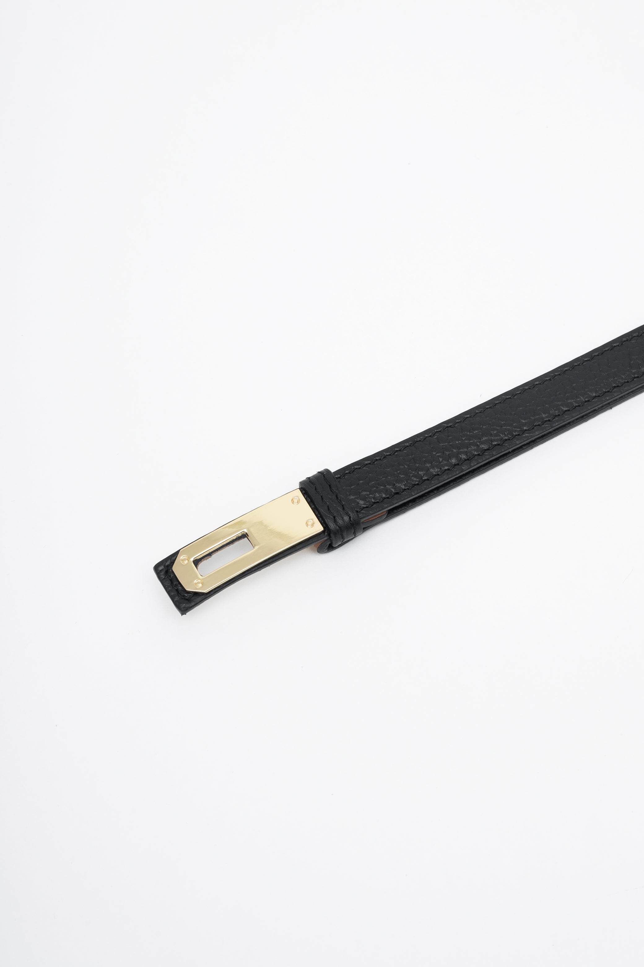 Une ceinture en cuir
