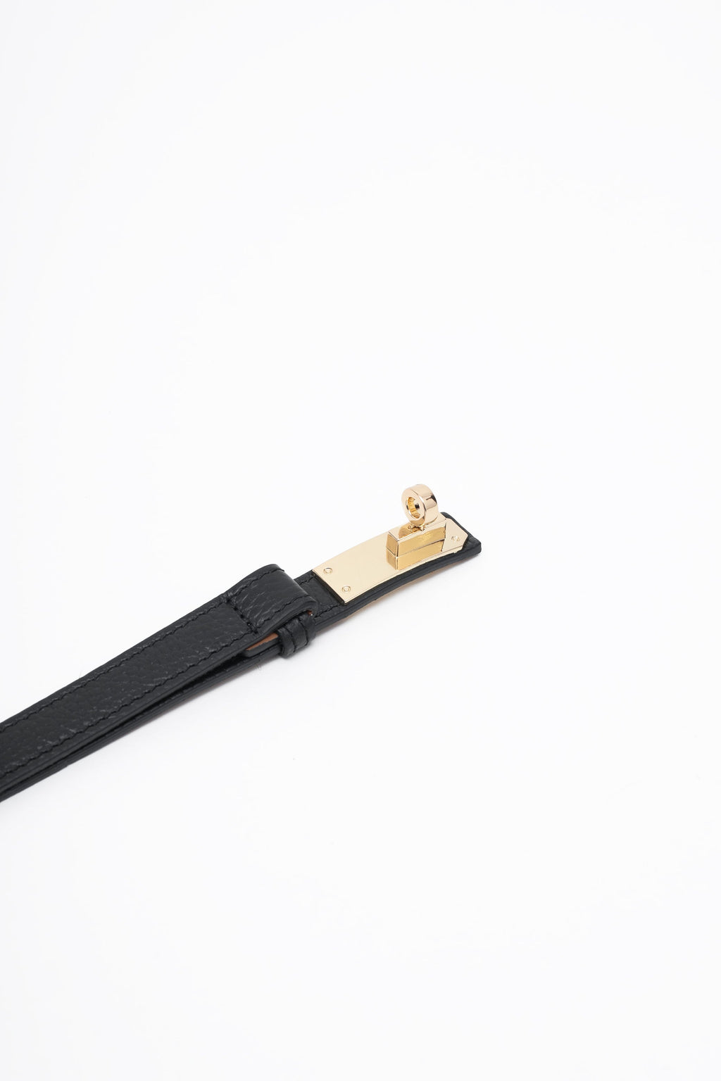 Une ceinture en cuir