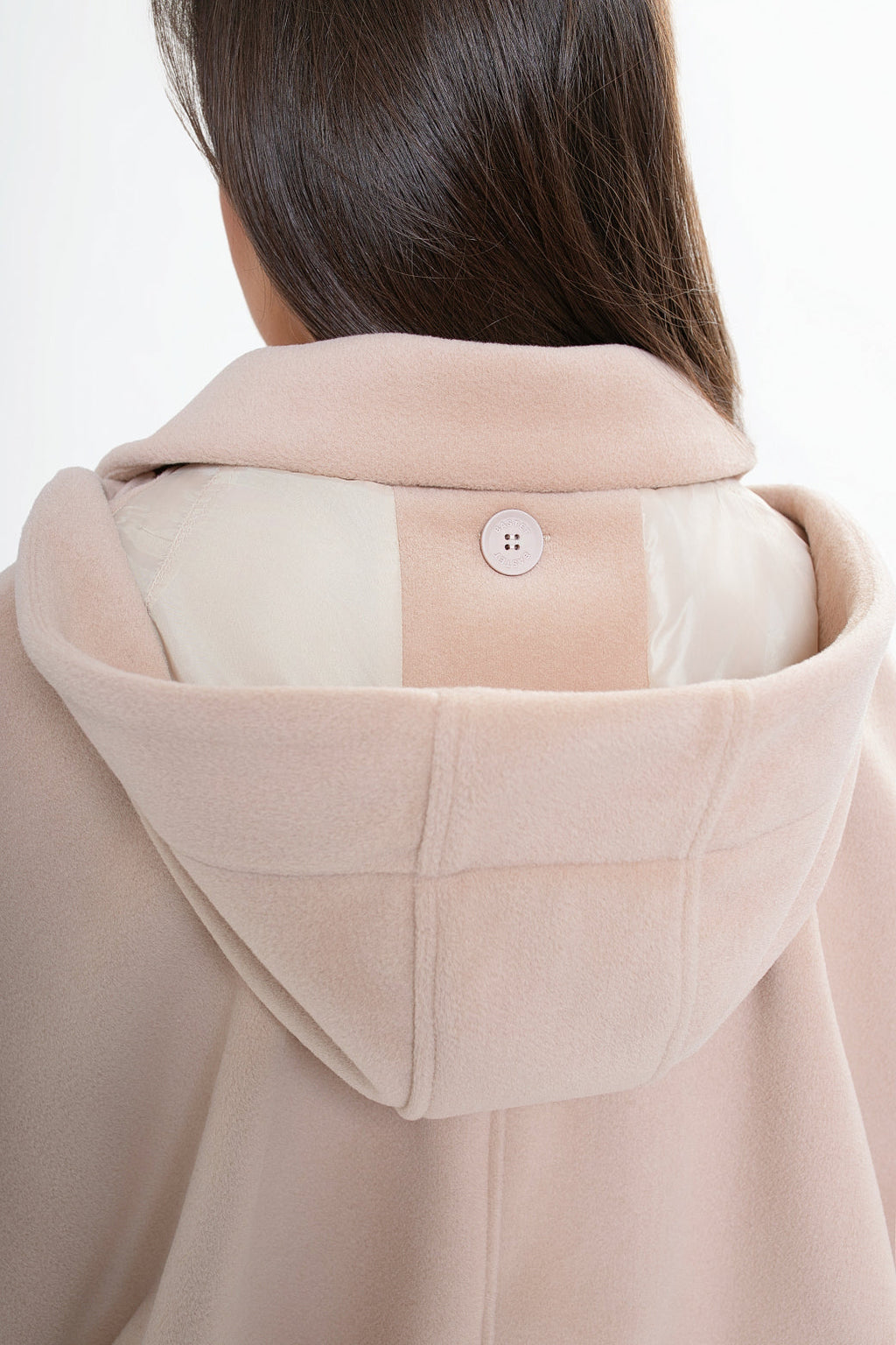 Veste pour femme en molleton avec capuche - coupe kimono, double boutonnage