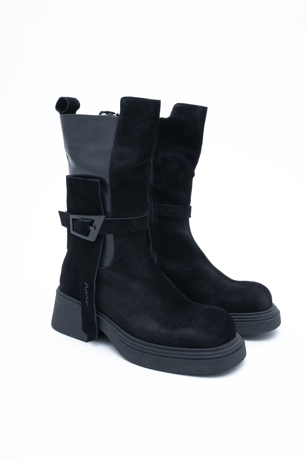 Bottes en daim avec boucle