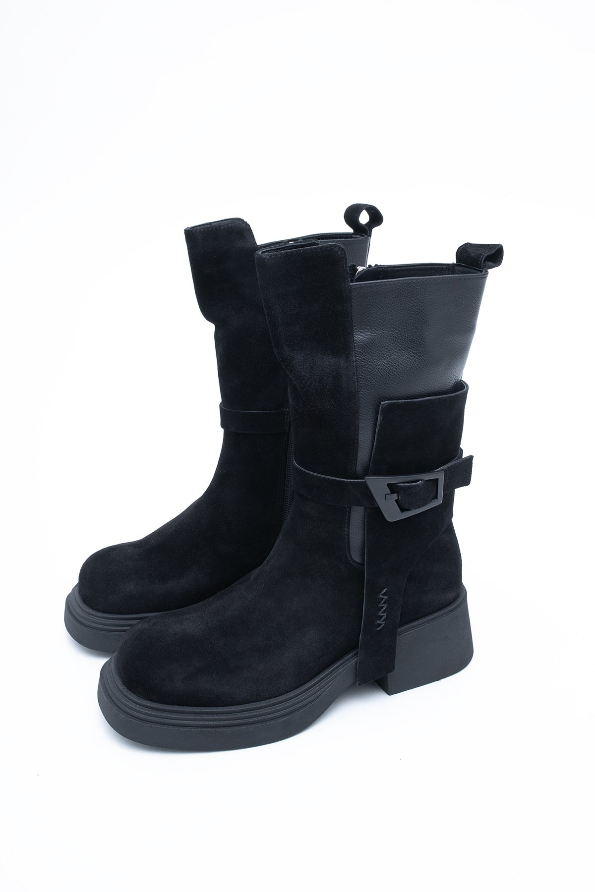Bottes en daim avec boucle