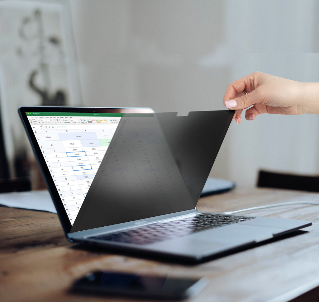 StarTech.com Filtre de Confidentialité Rabattable pour MacBook Pro 14" M1 M2 M3 M4, Protecteur d'Écran contre la Lumière Bleue, Double Face Anti-Reflets Mat ou Brillant, Écran de Confidentialité