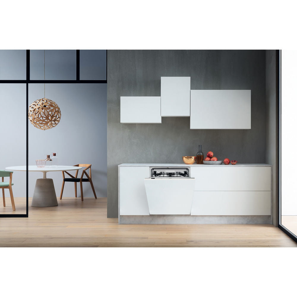 Whirlpool WIC 3C33 PFE UK Entièrement intégré 14 couverts