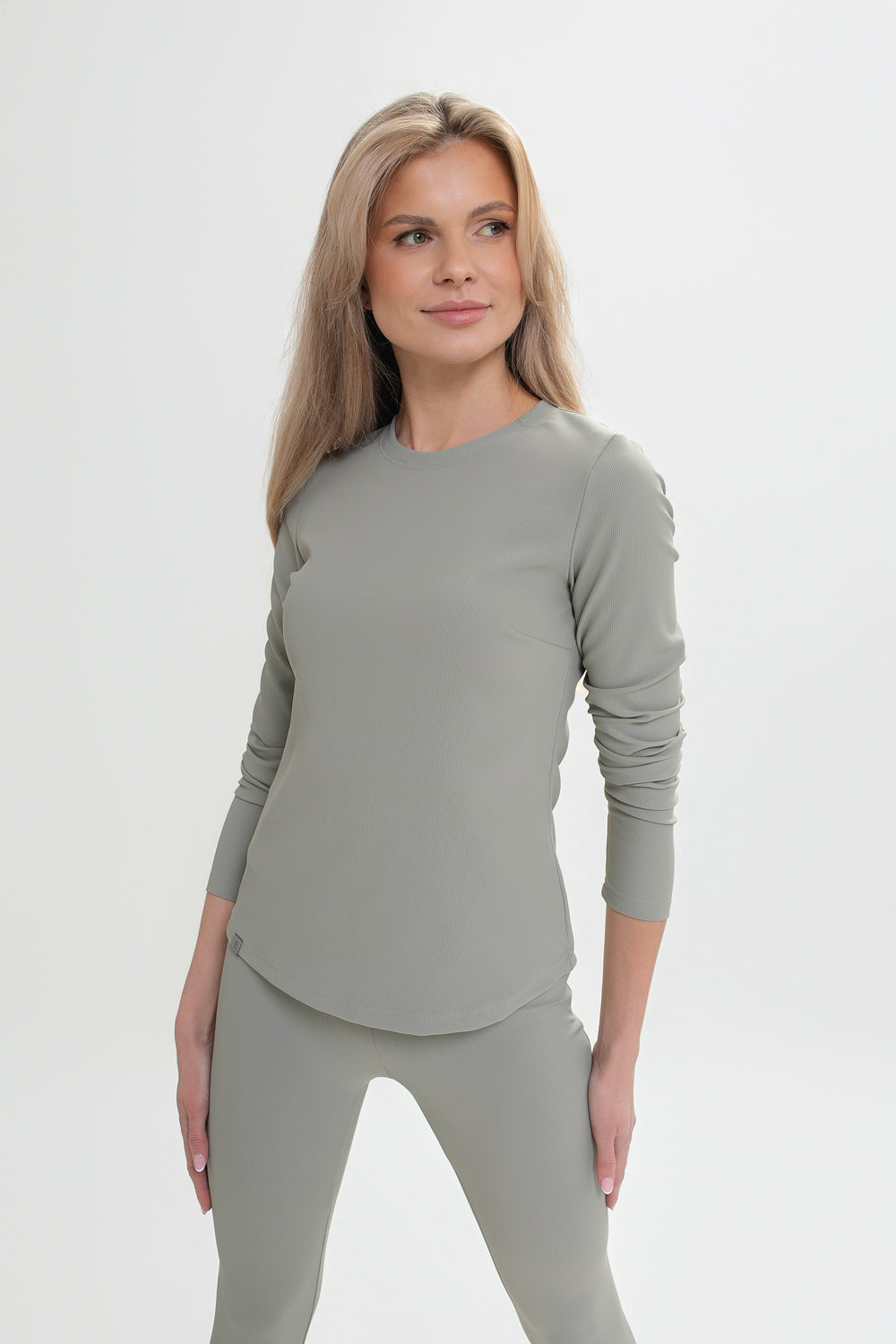 Blouse à manches longues pour femme en jersey fin côtelé - ajustée, extensible