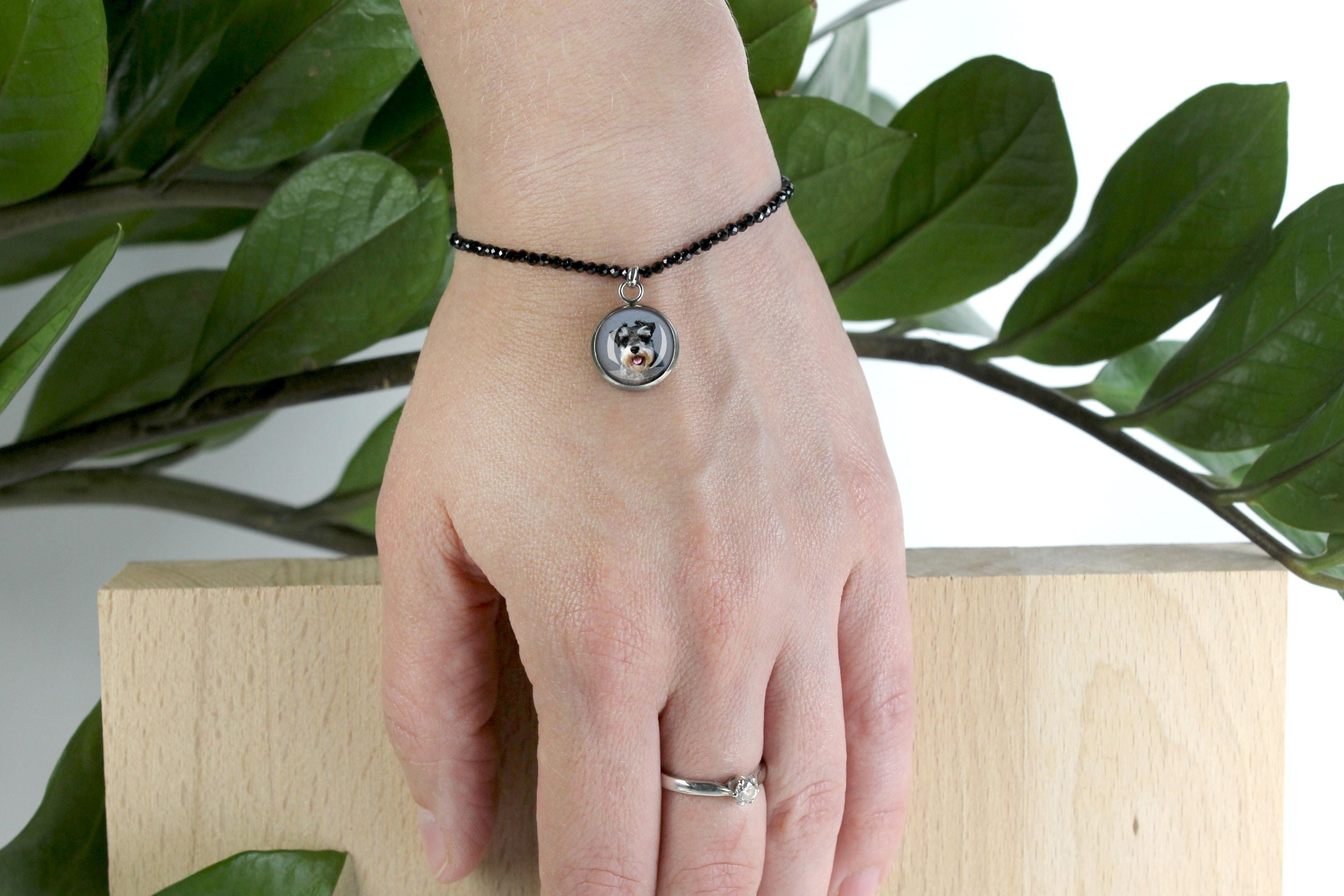 Akita, Akita Inu - bracelet with your photo handmade, unique jewelry from the Art-Dog brand