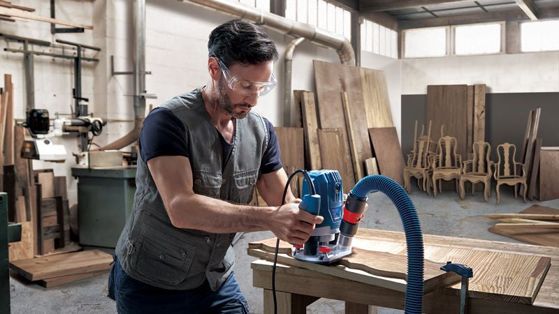 Bosch Bosch GOF 130 Noir, Bleu 28000 tr/min 1300 W
