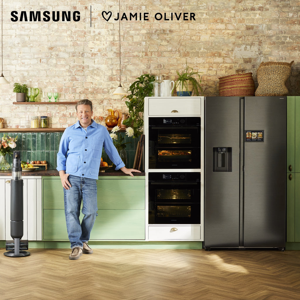 Samsung NZ84T9747VK/UR plaque Noir Intégré 83 cm Plaque avec zone à induction 4 zone(s) Hotte intégrée