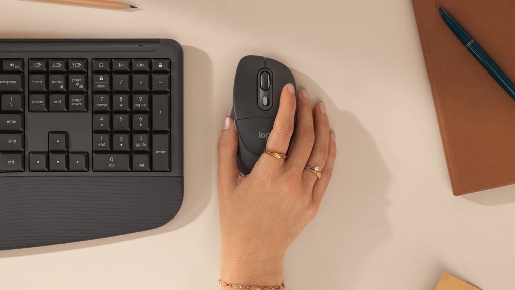 Logitech Signature Comfort Plus Combo MK880, Ensemble Clavier et Souris Sans Fil, Disposition Nordique, Graphite
