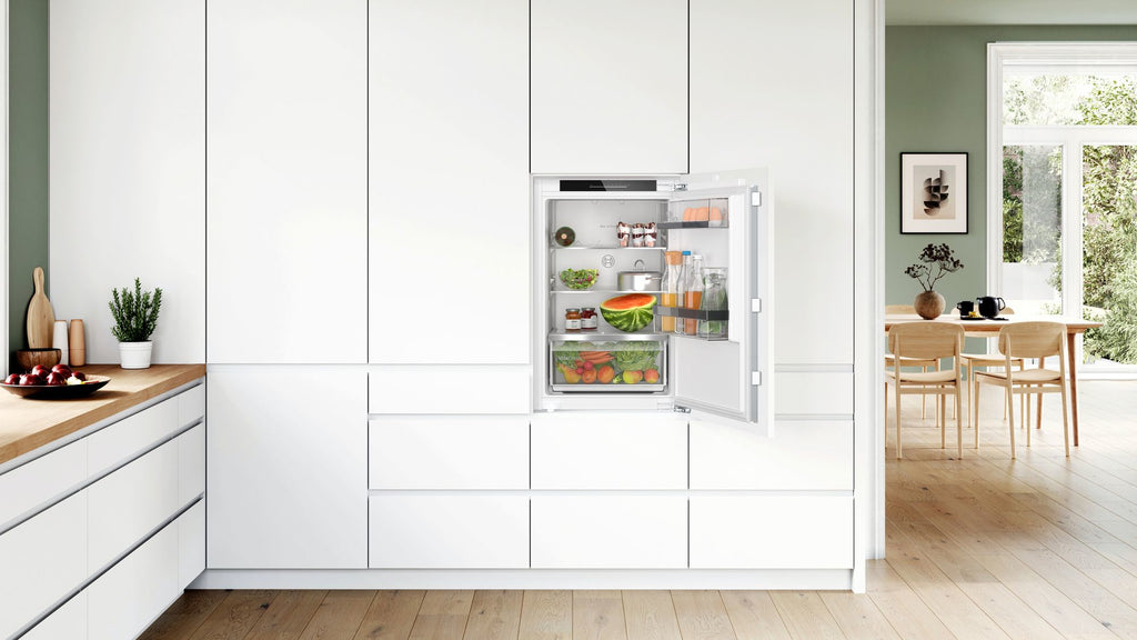 Bosch Bosch Serie 6 KIR21ADD1 réfrigérateur Intégré 136 L Blanc