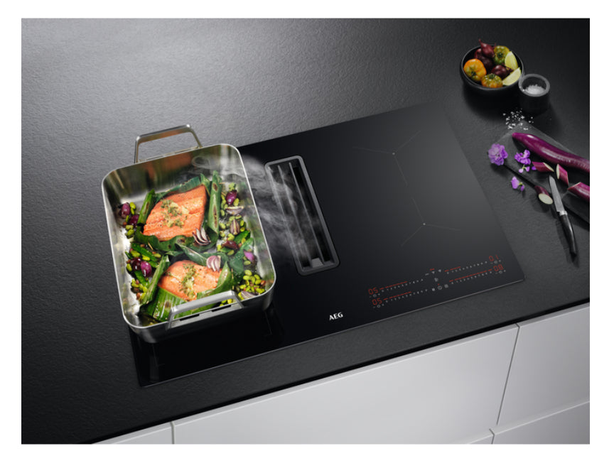 AEG CCE84543CB plaque Noir Intégré 77 cm Plaque avec zone à induction 4 zone(s) Hotte intégrée - vue 6