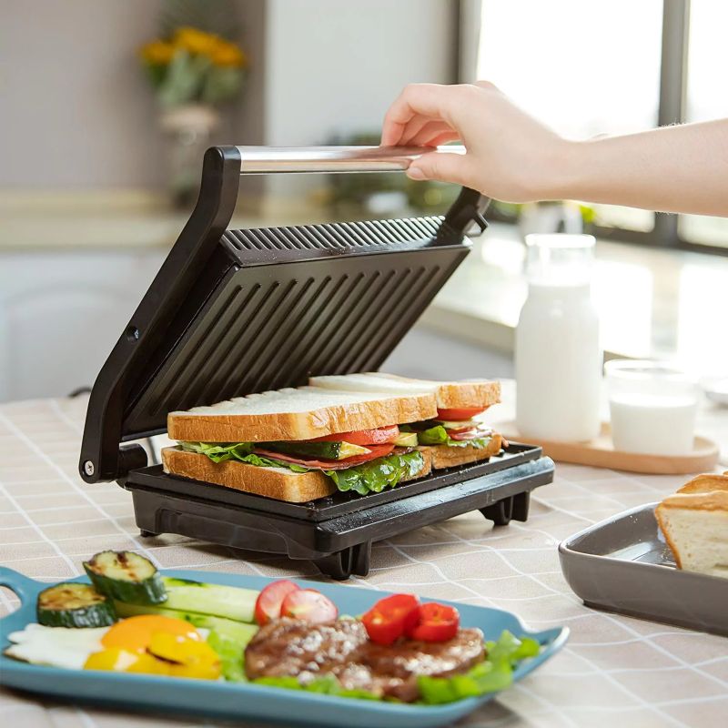 Aigostar Appareil à panini et grill de contact antiadhésif 800 W Argent et Noir prise VDE