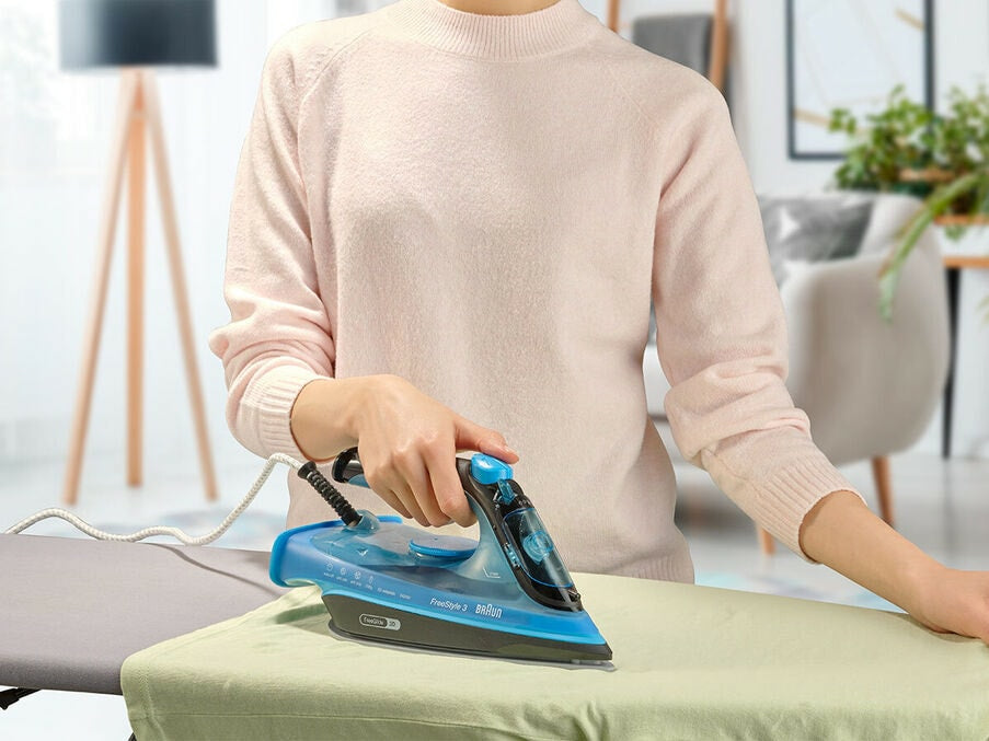 Braun FI3194BK Fer à vapeur Semelle en céramique 2400 W Noir, Bleu
