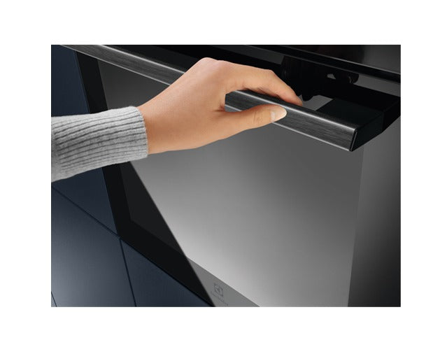 Electrolux EOC8P39WZ 72 L 3380 W Noir - vue 4