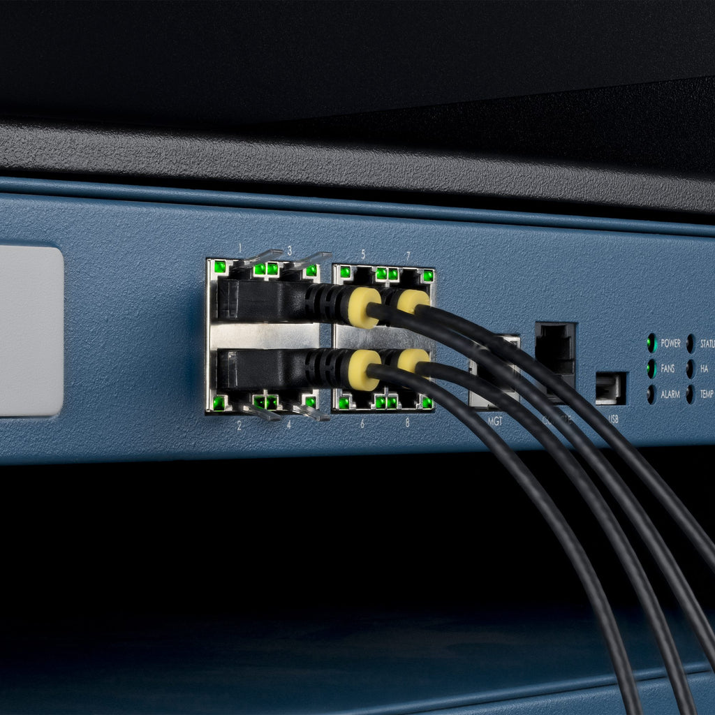 StarTech.com Câble Ethernet CAT6a Ultrafin Noir de 15cm, Sans Accroc, FTP, Fil de Cuivre Nu Pur, Cordon Patch Réseau RJ4