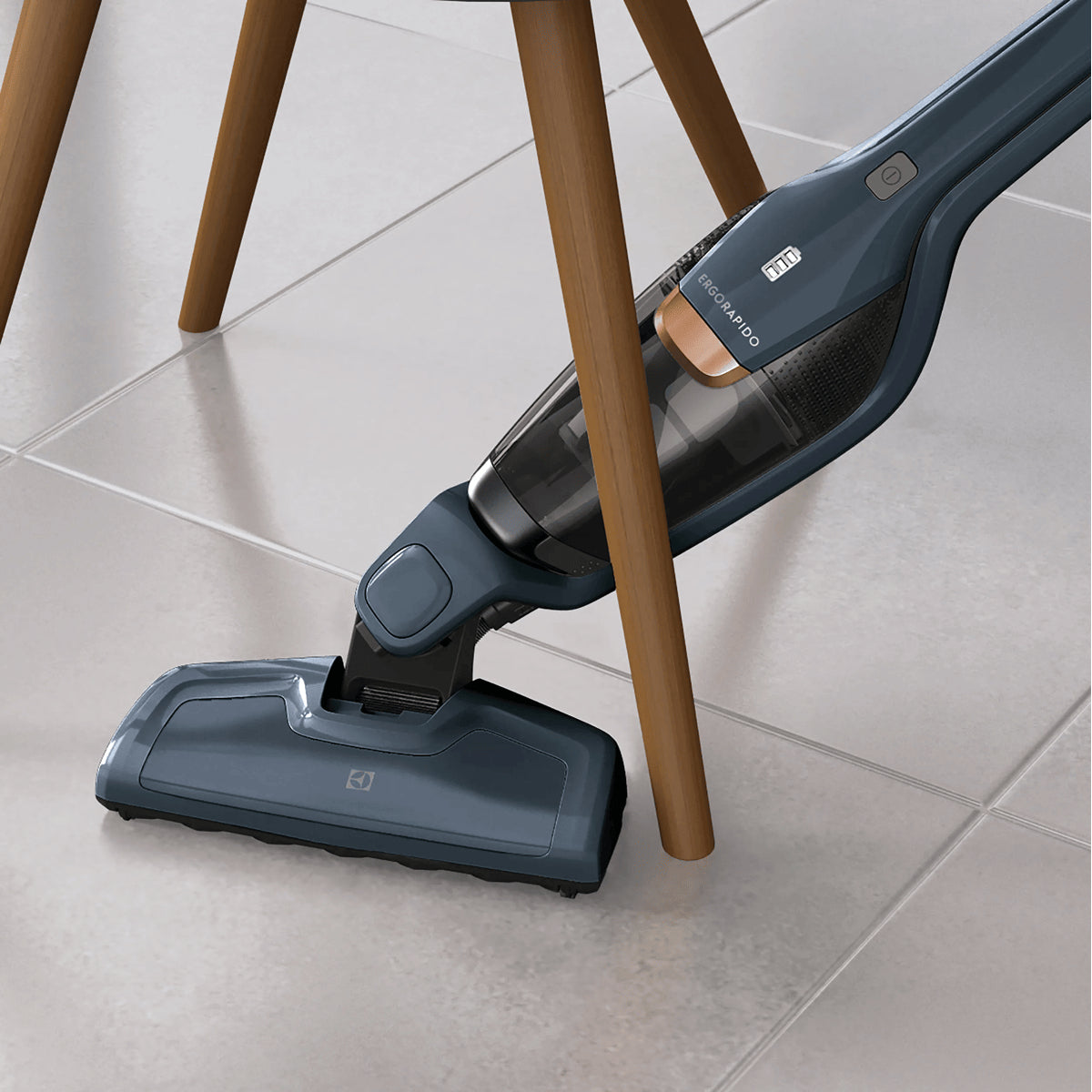 Electrolux EERC75DB Aspirateur-balai 2 en 1 Sans Sac, Cyclonique, 0,42 L, Bleu
