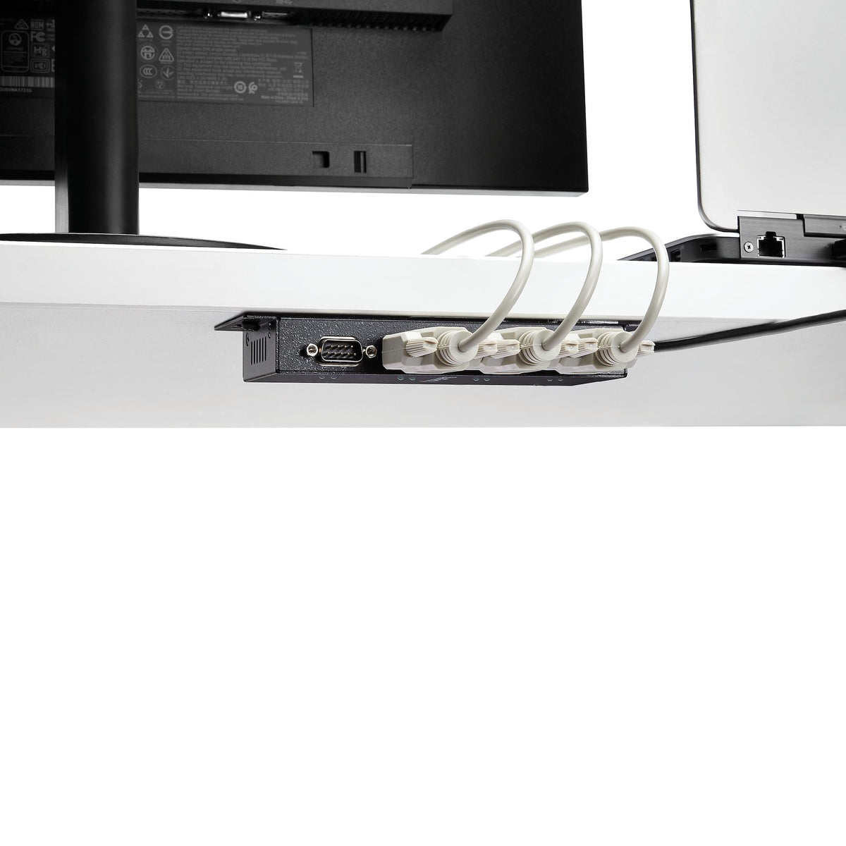 StarTech.com Hub Adaptateur USB vers Série DB9 RS232 4 Ports, Montage Rail DIN et Mural