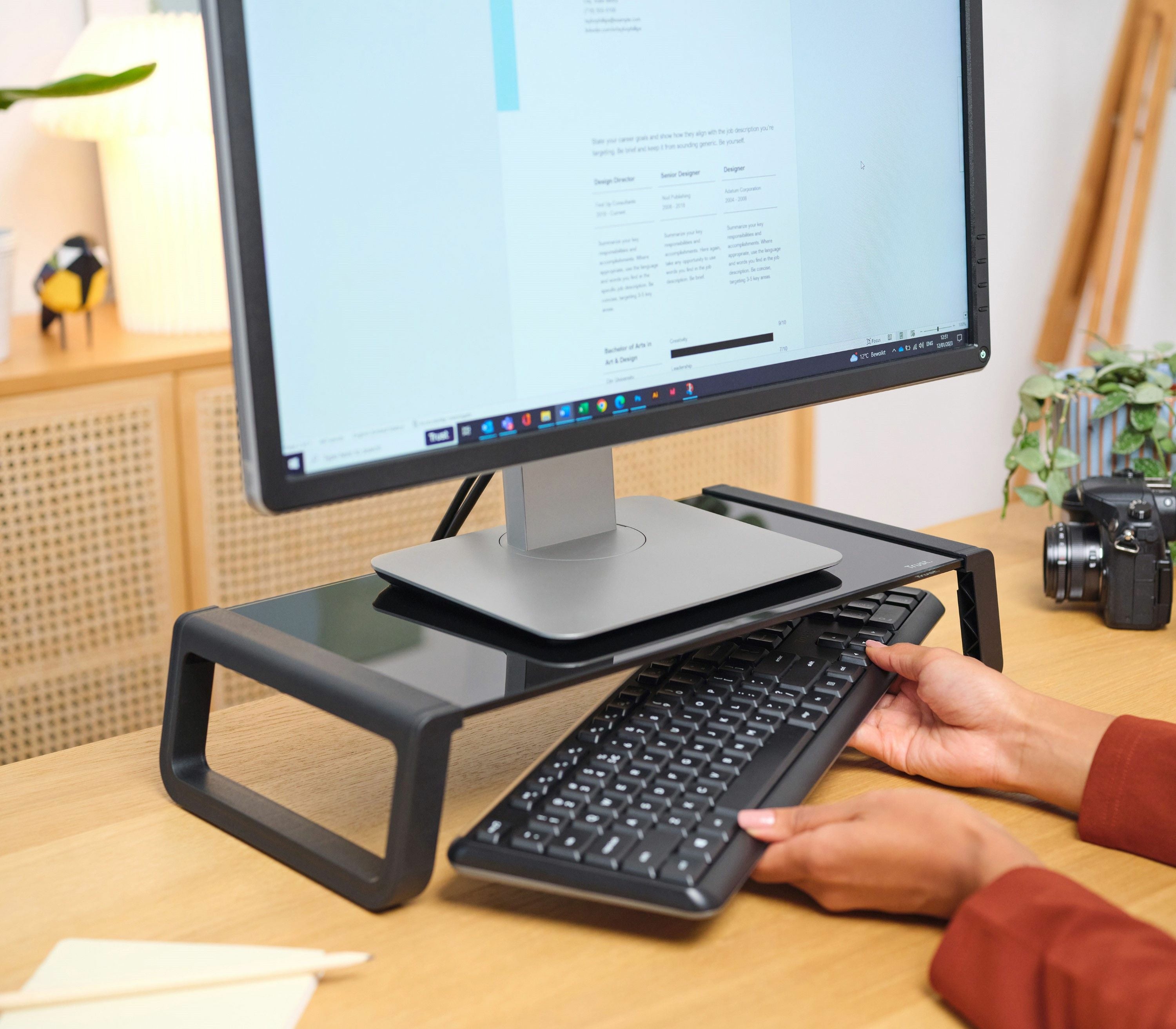 Trust Trust Monta Bureau Noir