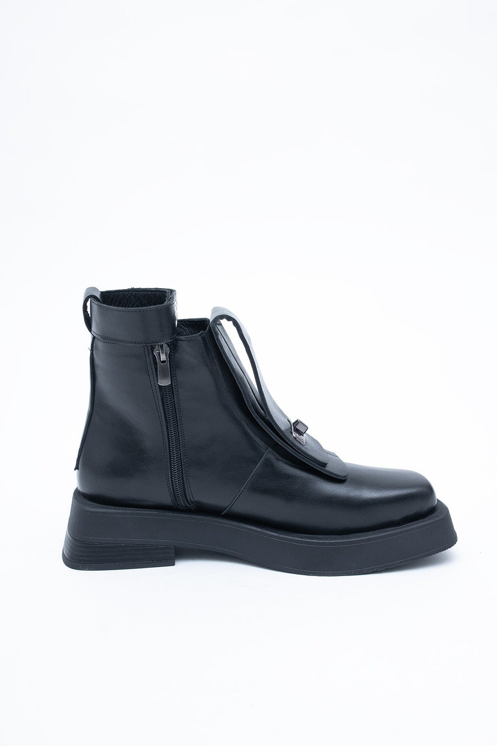 Bottines en cuir avec lanière décorative 2 en 1