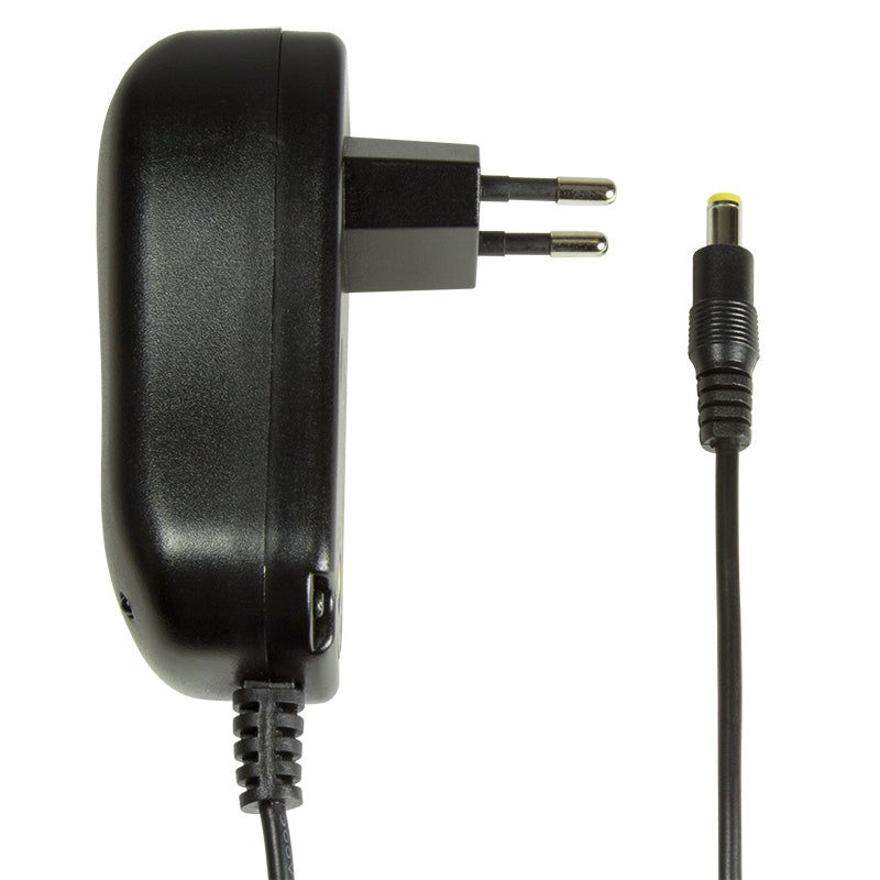 LogiLink PA0167 Adaptateur de Puissance et Onduleur Universel 12W, Noir