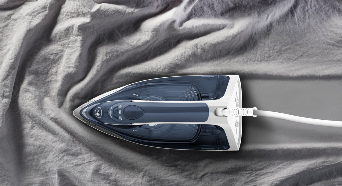 Tefal Express Steam FV2837 Fer à Repasser à Sec ou à Vapeur, Semelle Cérilium, 2400 W