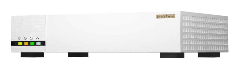 QNAP QHora-322 Routeur Connecté 10 Gigabit Ethernet et 2.5 Gigabit Ethernet, Blanc