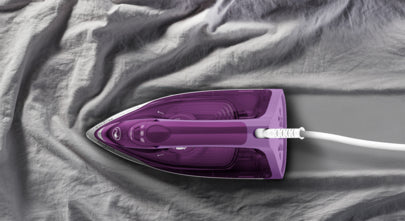 Tefal FV2836 Fer à Repasser à Sec ou à Vapeur, Semelle Céramique, 2400 W, Violet et Blanc