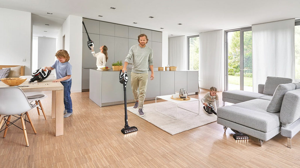 Bosch Bosch Serie 8 BBS8214 aspirateur balai et balai électrique Aspirateur-balai 2 en 1 Batterie Sec Sans sac Blanc 4 Ah