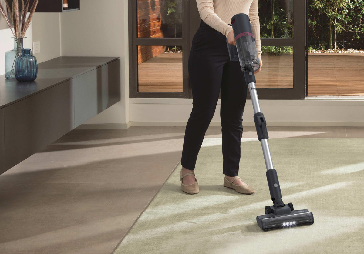 Hoover HFG10HX 011 Aspirateur Balai Sans Fil, Sans Sac, 200W, 0,55L, Noir