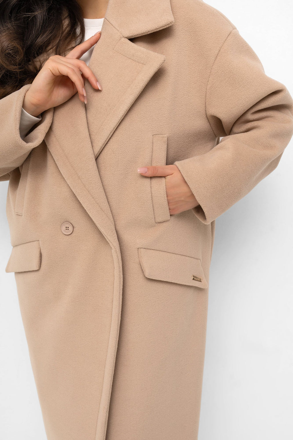 Un long manteau en molleton
