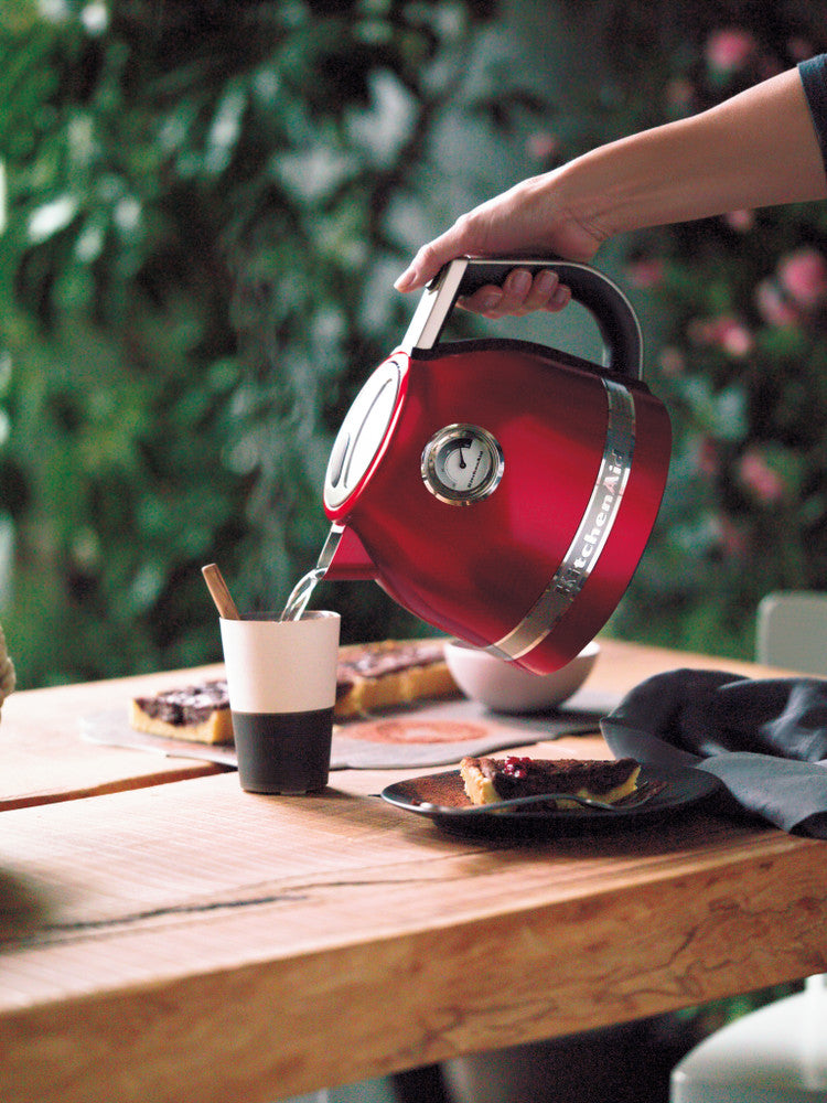KitchenAid 5KEK1522EER Bouilloire Électrique 1,5 L 2400 W, Rouge
