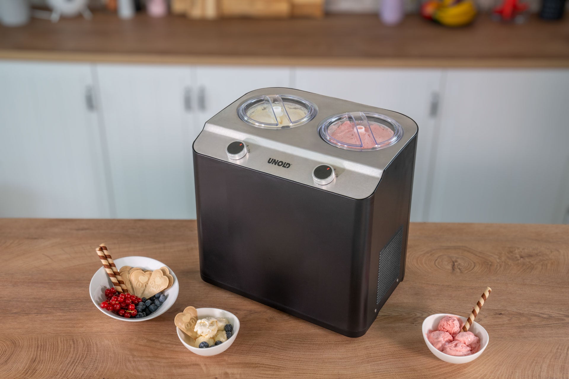 Unold Doppio Compresseur pour sorbetière 2,4 L 250 W Noir, Acier satin