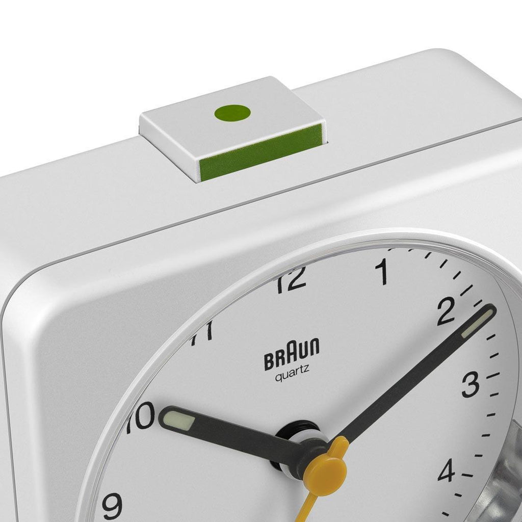 Braun BC03W Réveil à Quartz Analogique, Blanc