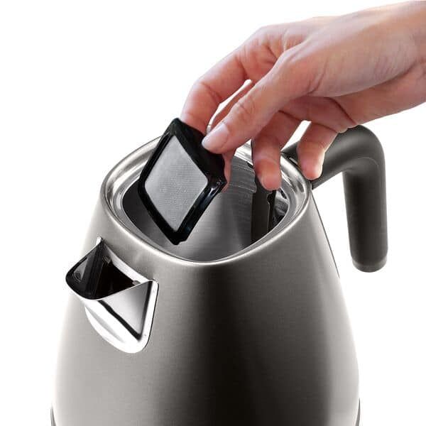 De’Longhi KBIN2001.TB bouilloire 1,7 L 2000 W Titane