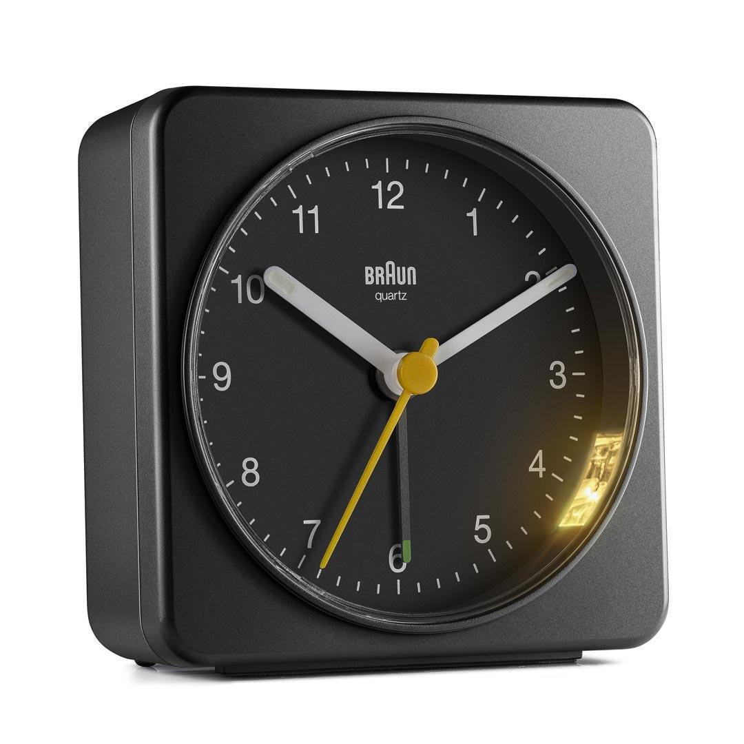 Braun BC03B Réveil à Quartz Analogique, Noir