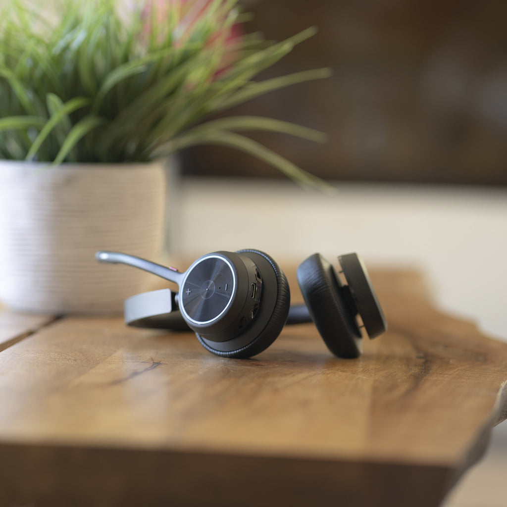 HP Poly Voyager 4320-M Micro-casque Sans Fil Bluetooth avec Câble USB-A vers USB-C et Dongle BT700