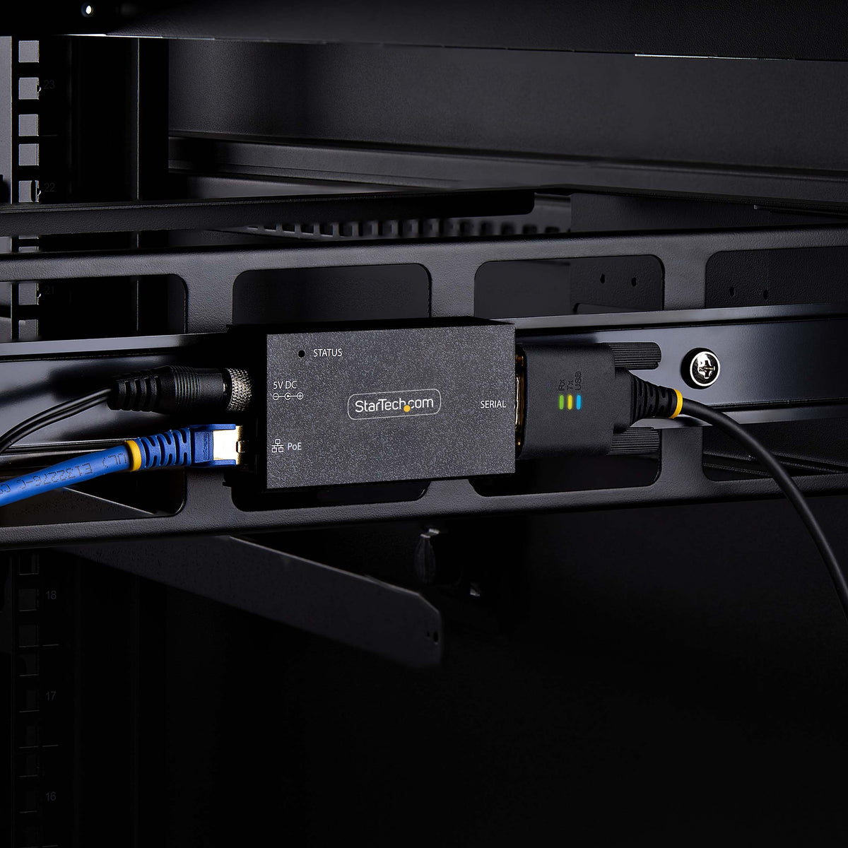 StarTech.com Adaptateur Série vers Ethernet 1 Port Serveur IP RS232 PoE 802.3af