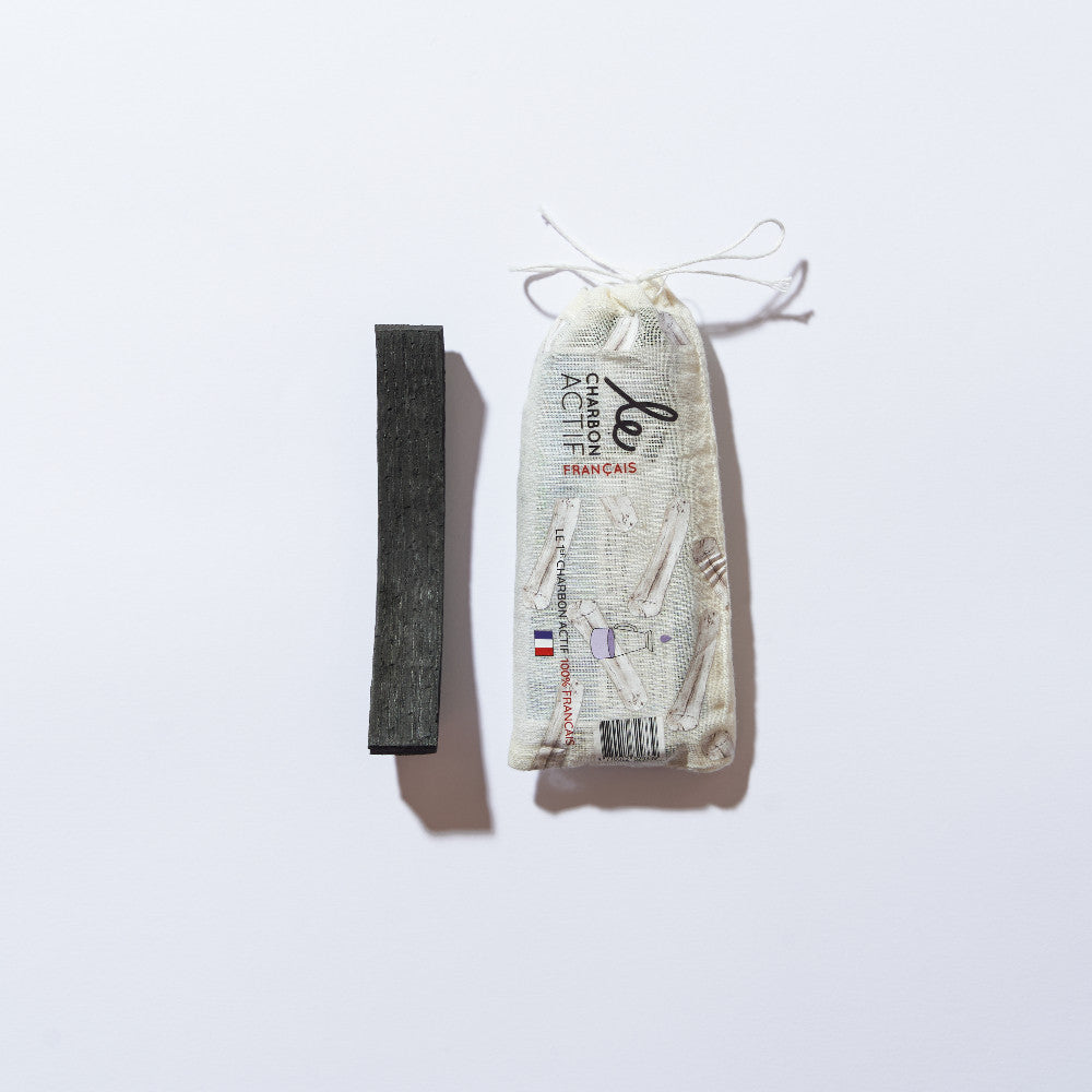 Carafe filtrante en verre + 1 bâton de charbon végétal français