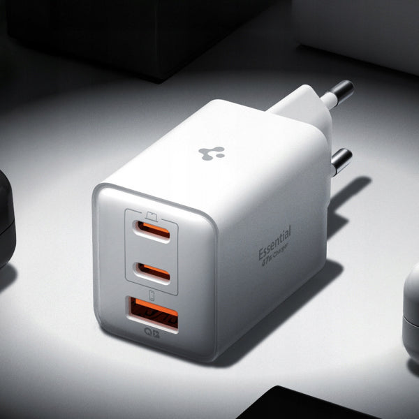 Spigen Wall Charger EE473EU Essential, 47W, 3A, 1 x USB-A - 2 x USB-C, White ACH09464